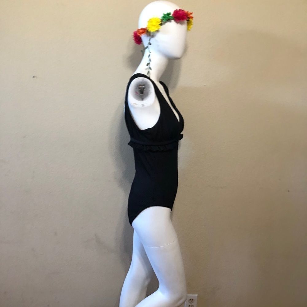 Chelsea28 Ruffle Trim One-Piece Swimsuit Size Lg - Picture 6 of 12